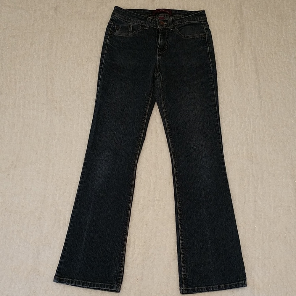 Women's bootcut jeans size 6